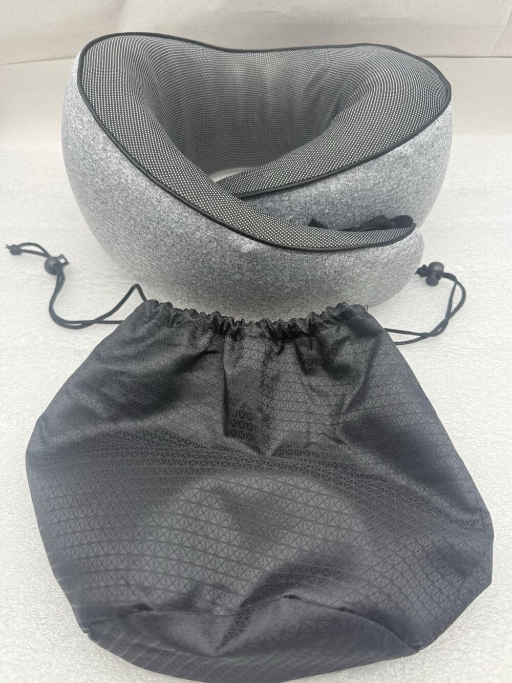 Neck Pillow Airplane, Travel Pillow, Memory Foam Pillow, UNUSED *read...